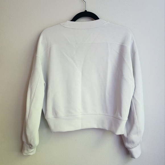 Lululemon Perfectly Oversized Cropped Crew *Softstreme Size 2 - Picture 2 of 4